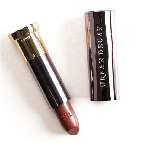 The Rise of Liquid Lipstick: Urban Decay Amulet Lipstick's Contribution to the Trend